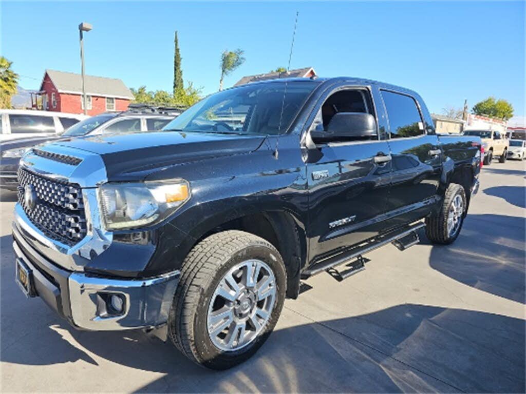2019 Toyota Tundra SR5 CrewMax 5.7L 4WD