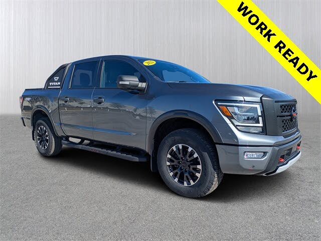 2022 Nissan Titan PRO-4X Crew Cab 4WD