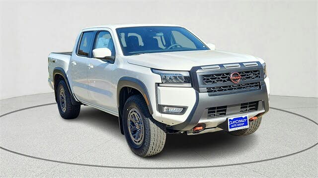 2025 Nissan Frontier PRO-4X Crew Cab 4WD