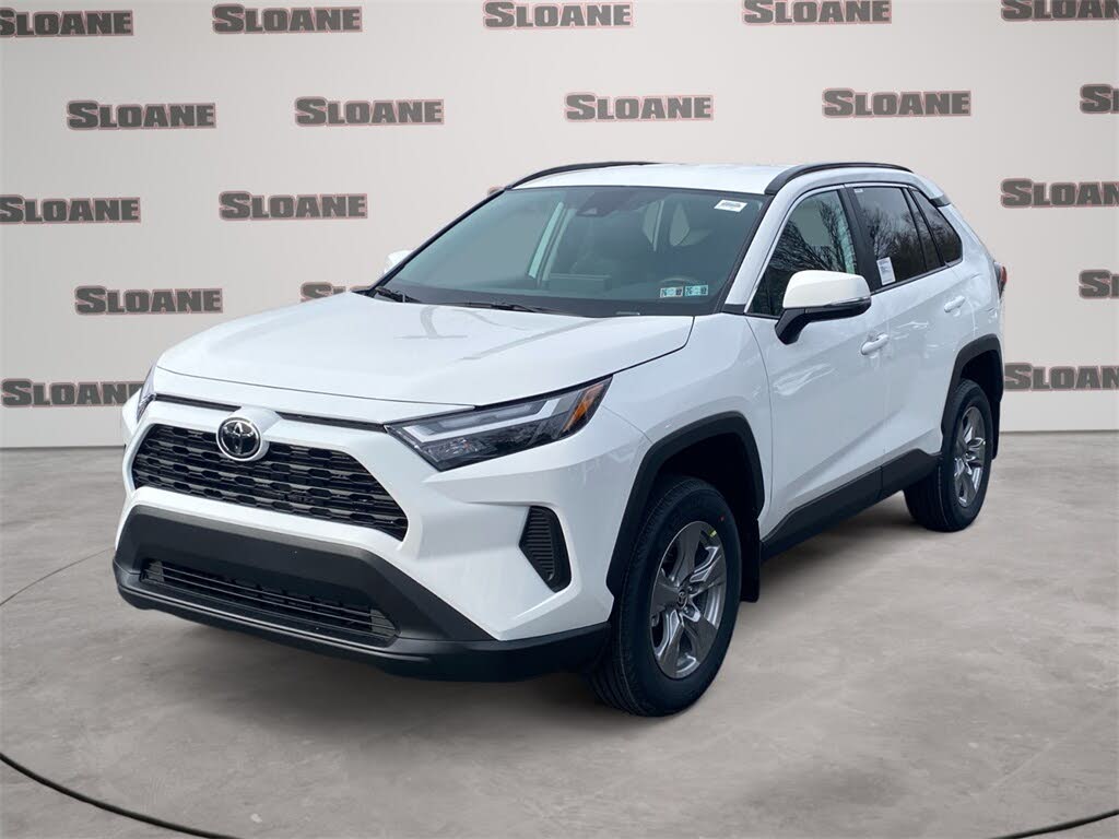 2025 Toyota RAV4 XLE AWD