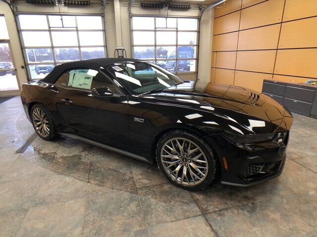 2026 Ford Mustang GT Premium Convertible RWD