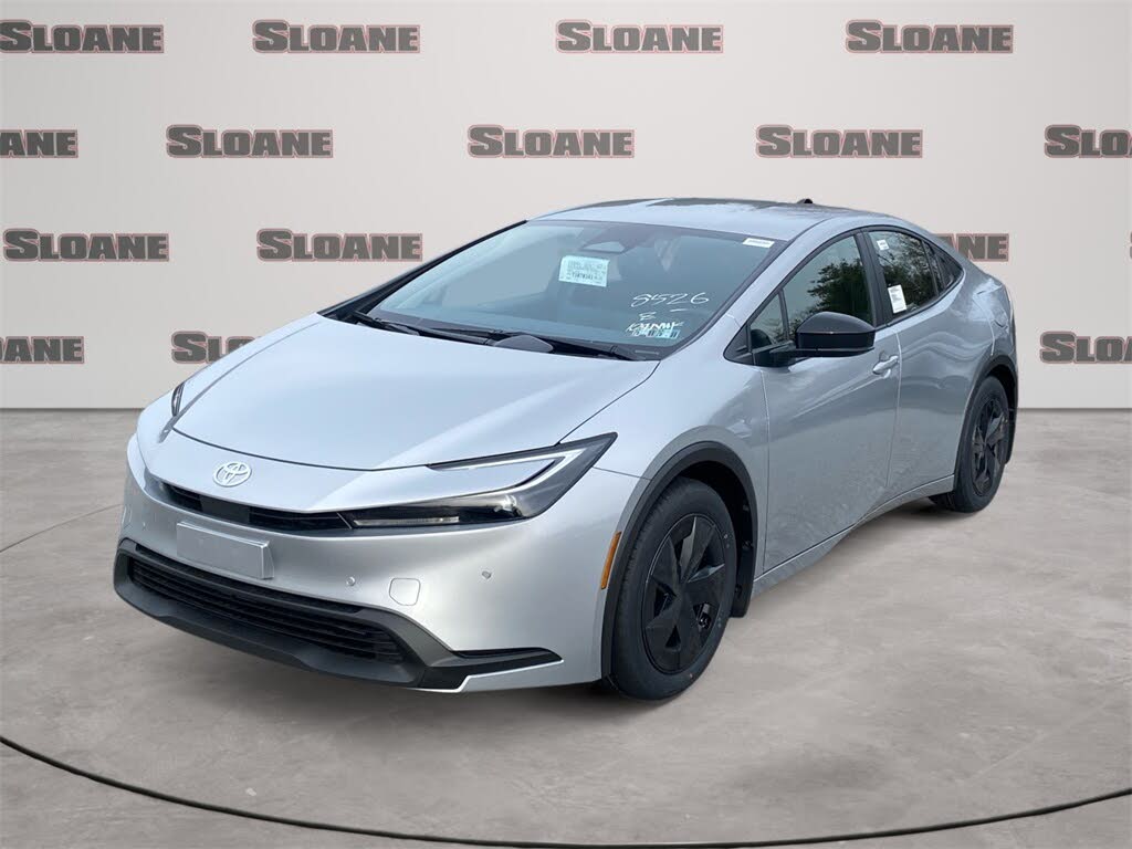 2026 Toyota Prius LE FWD