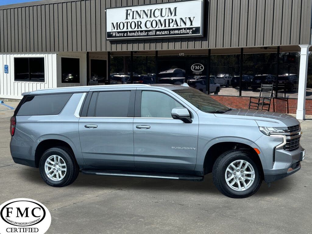 2022 Chevrolet Suburban LT RWD