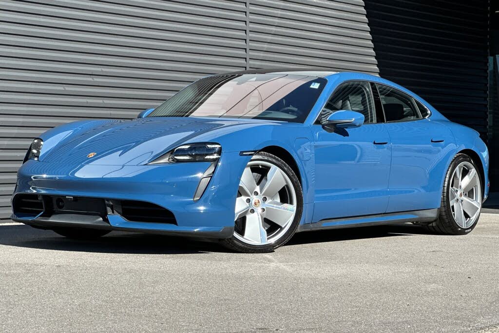 2022 Porsche Taycan Turbo Sedan AWD