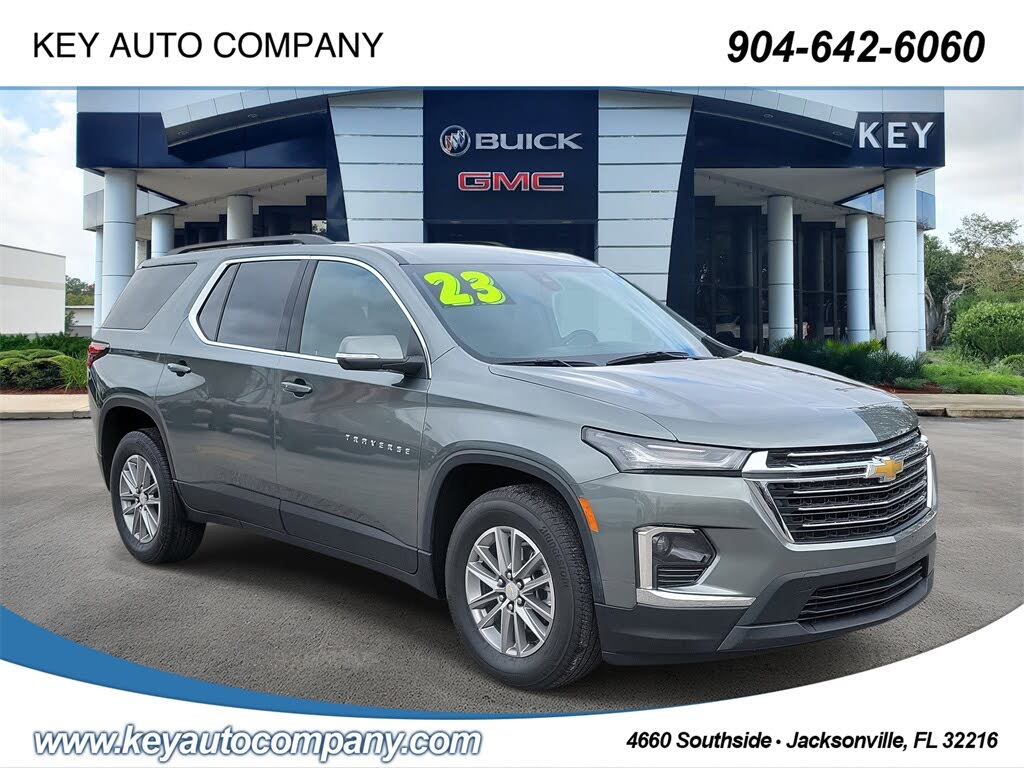 2023 Chevrolet Traverse LT Cloth FWD