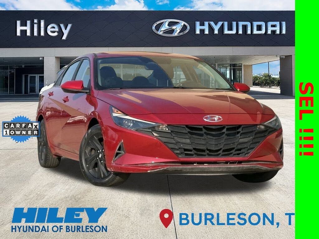 2023 Hyundai Elantra SEL FWD