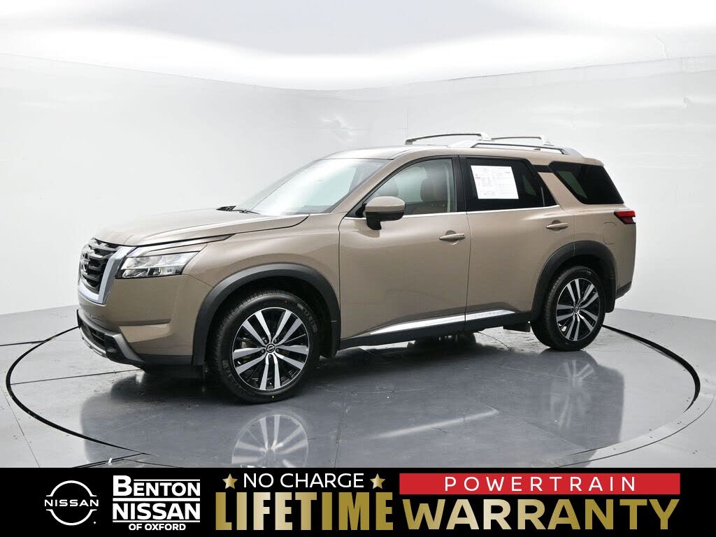 2024 Nissan Pathfinder Platinum FWD