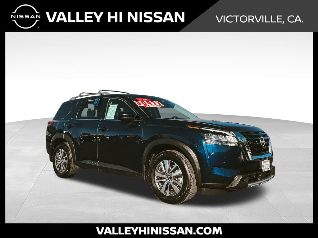2024 Nissan Pathfinder SL FWD