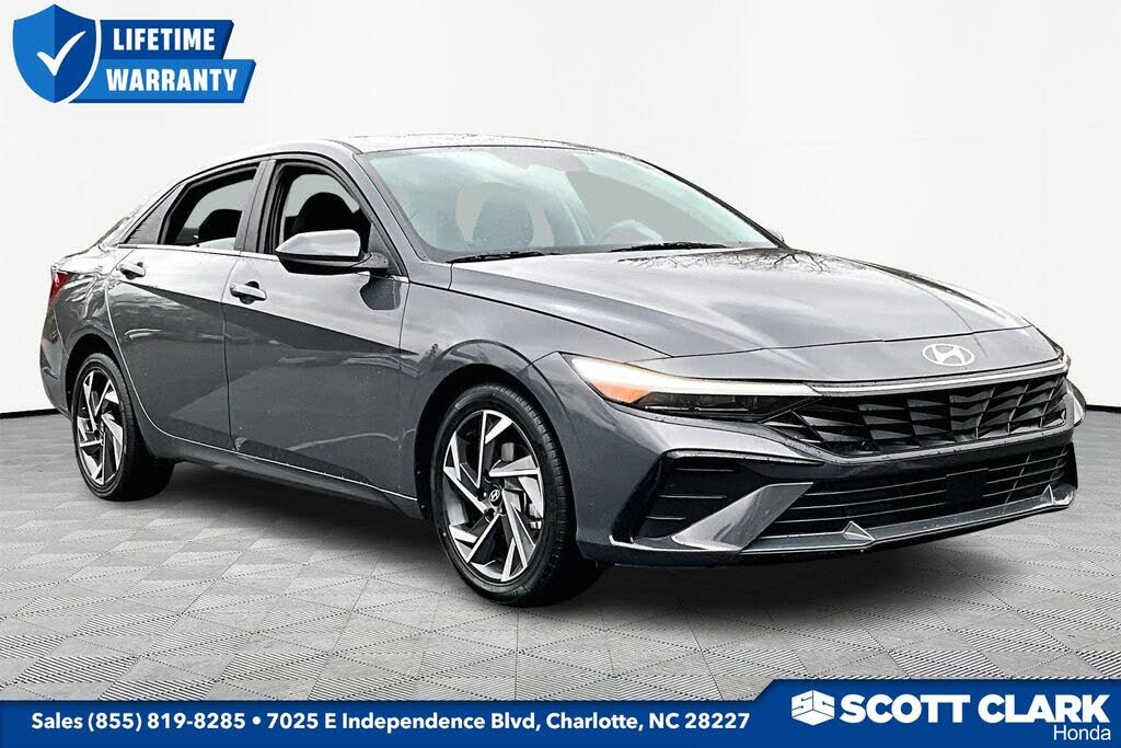 2025 Hyundai Elantra SEL Convenience FWD