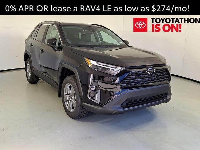 2025 Toyota RAV4 XLE FWD