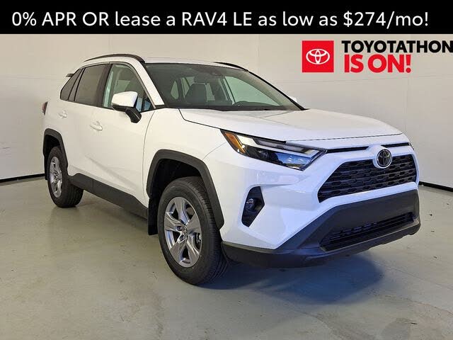 2025 Toyota RAV4 XLE FWD