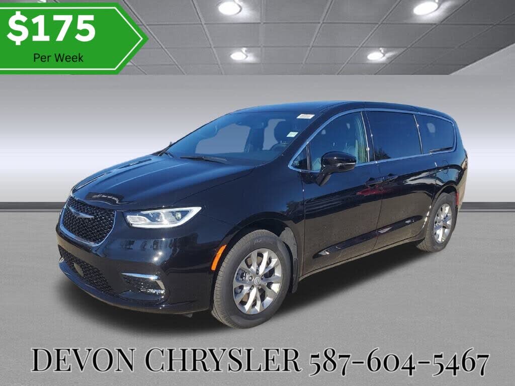 2026 Chrysler Pacifica Select AWD
