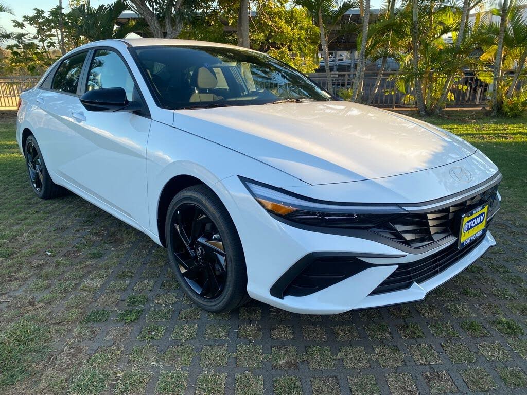 2026 Hyundai Elantra Hybrid SEL Sport FWD