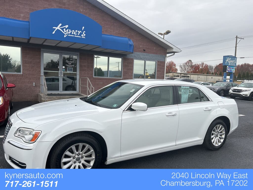 2014 Chrysler 300 RWD