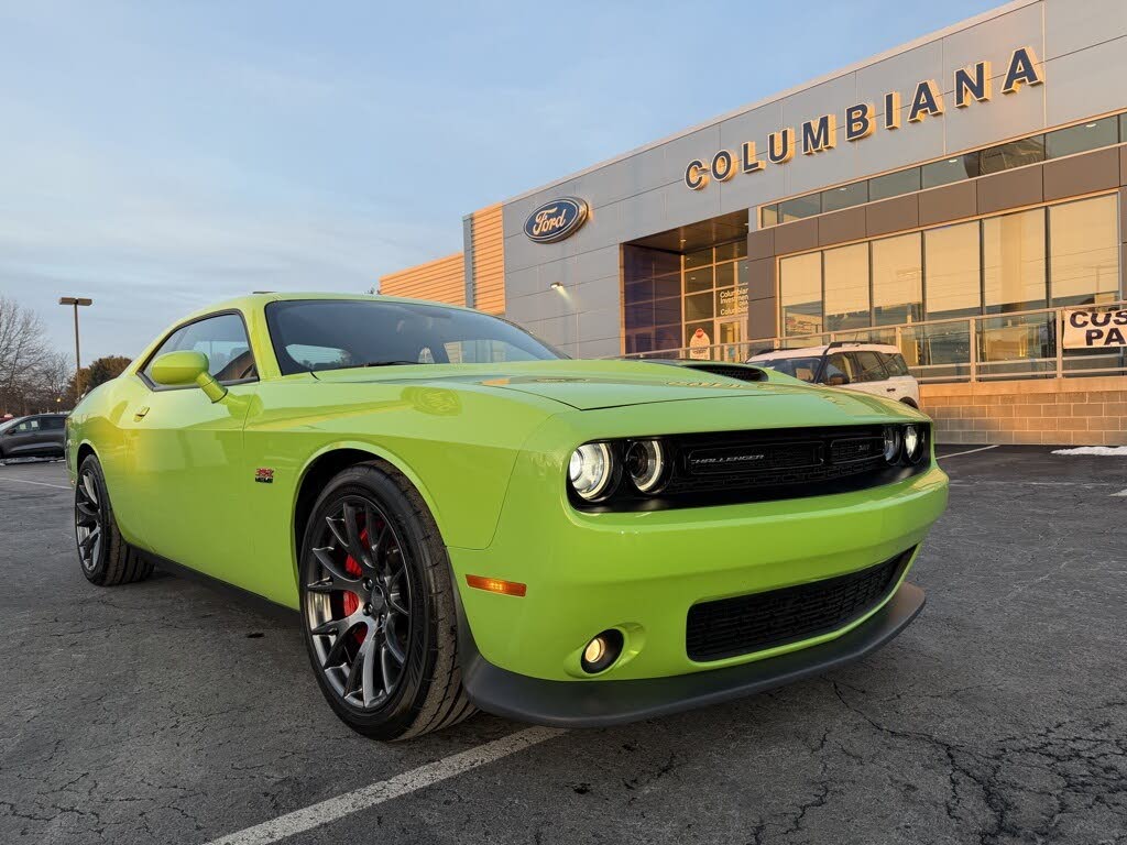 2015 Dodge Challenger SRT 392 RWD