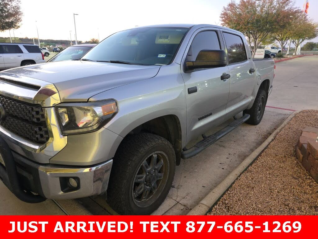 2020 Toyota Tundra SR5 CrewMax RWD