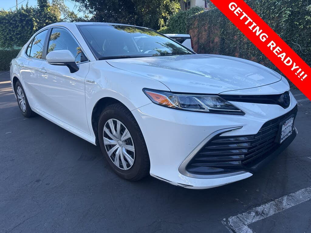 2021 Toyota Camry Hybrid LE FWD