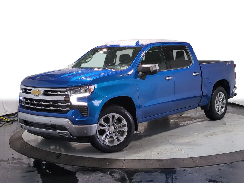 2022 Chevrolet Silverado 1500 LTZ Crew Cab 4WD