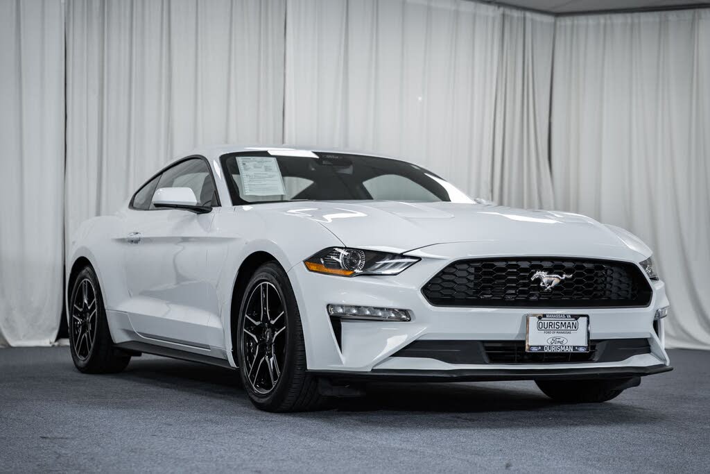 2022 Ford Mustang EcoBoost Fastback RWD