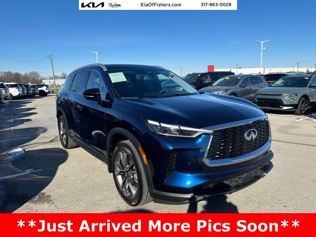 2022 INFINITI QX60 Luxe AWD