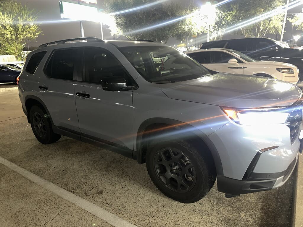 2023 Honda Pilot TrailSport AWD