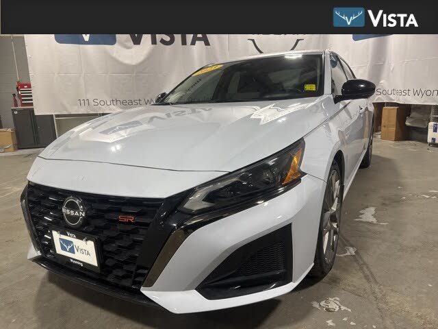 2023 Nissan Altima 2.0 SR FWD