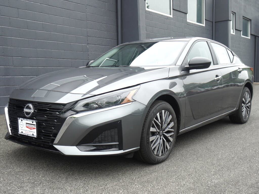 2025 Nissan Altima 2.5 SV FWD