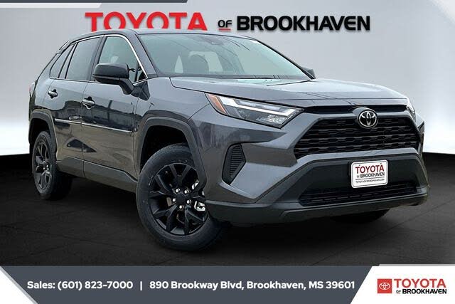 2025 Toyota RAV4 LE FWD