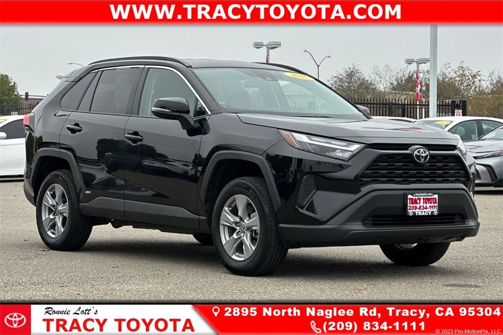 2025 Toyota RAV4 Hybrid XLE AWD