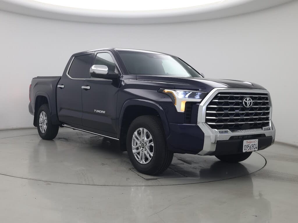 2025 Toyota Tundra SR5 CrewMax Cab 4WD