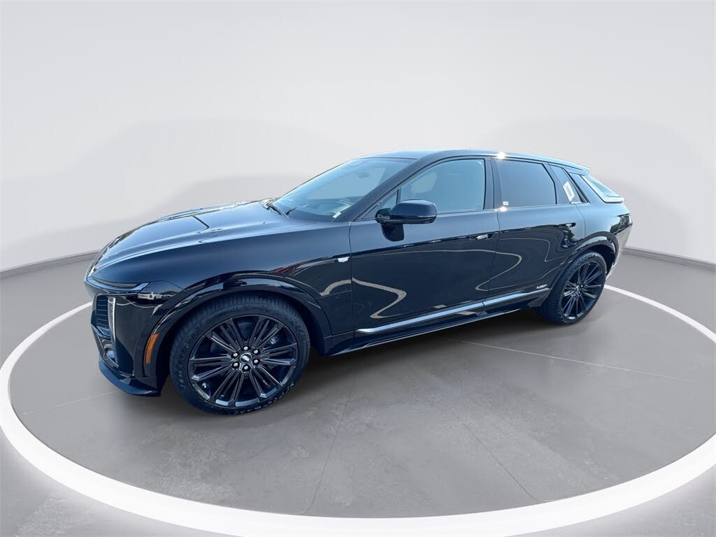 2026 Cadillac LYRIQ-V AWD