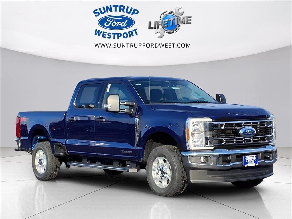 2026 Ford F-250 Super Duty XLT Crew Cab 4WD