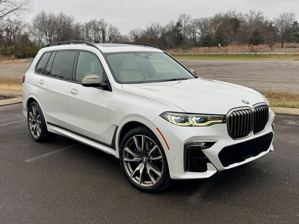 2021 BMW X7 M50i AWD