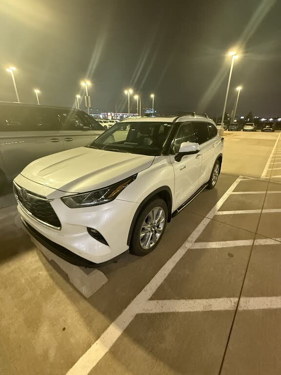 2021 Toyota Highlander Hybrid Limited FWD