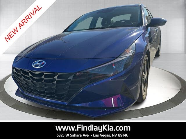 2022 Hyundai Elantra SEL FWD