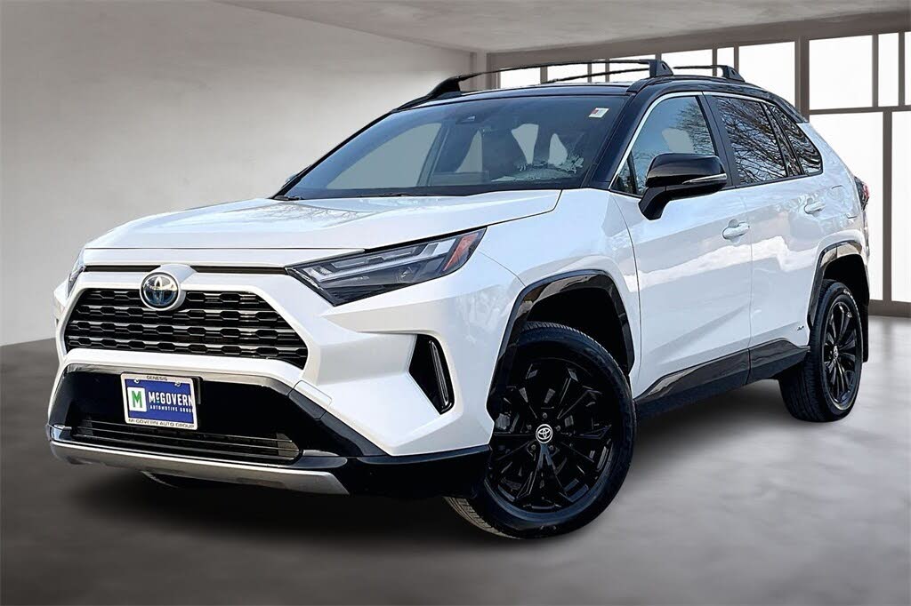 2022 Toyota RAV4 Hybrid XSE AWD