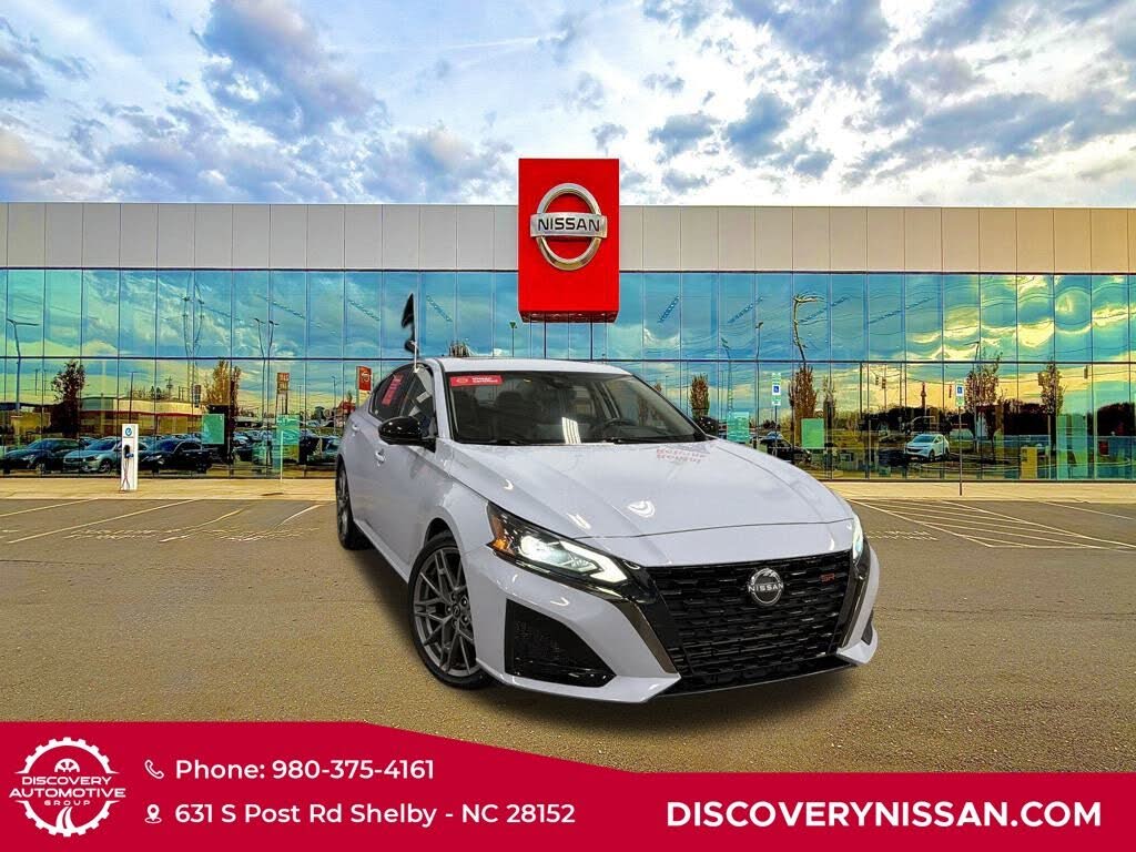 2023 Nissan Altima 2.0 SR FWD