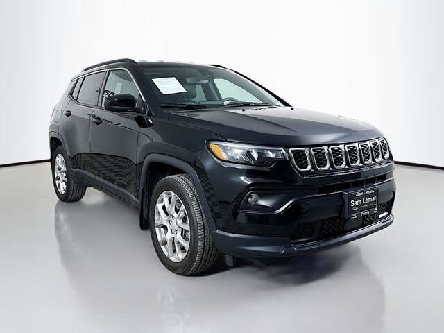 2024 Jeep Compass Latitude Lux 4WD