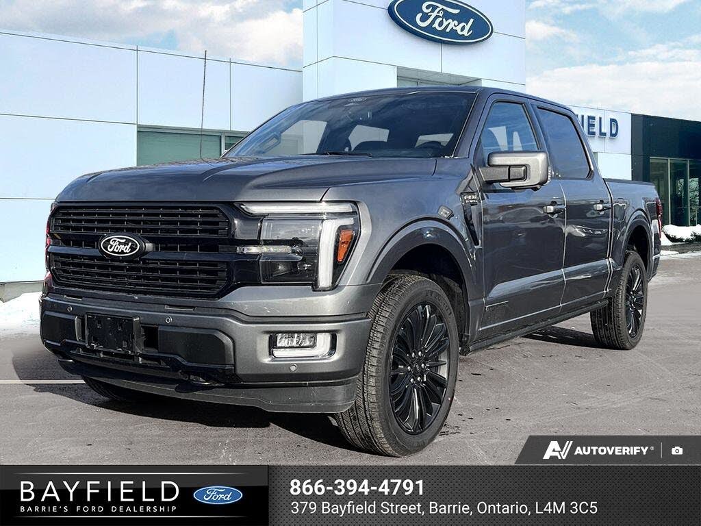 Ford F-150 Platinum SuperCrew 4WD 2025