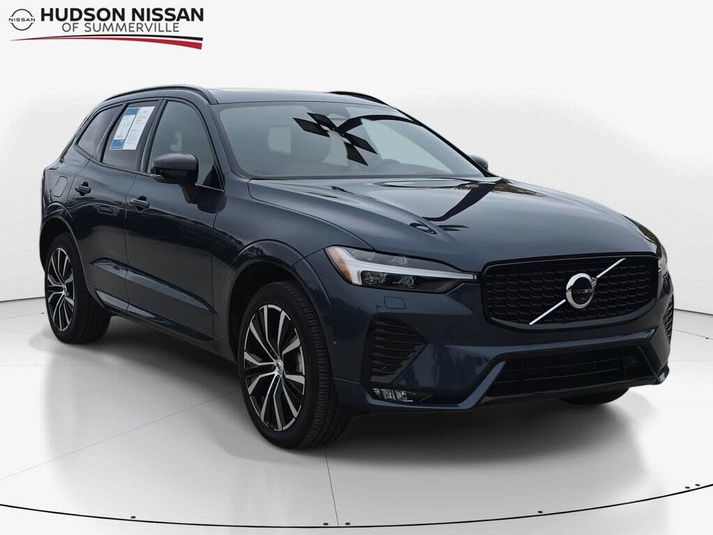 2025 Volvo XC60 B5 Ultra Dark Theme AWD