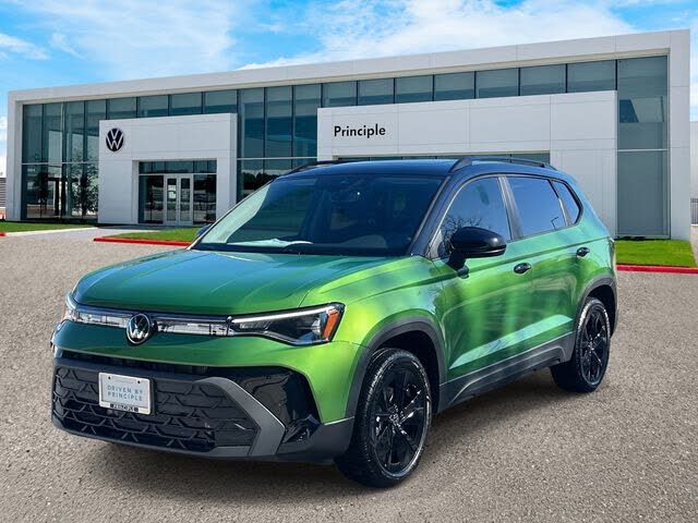 2026 Volkswagen Taos SE Black FWD