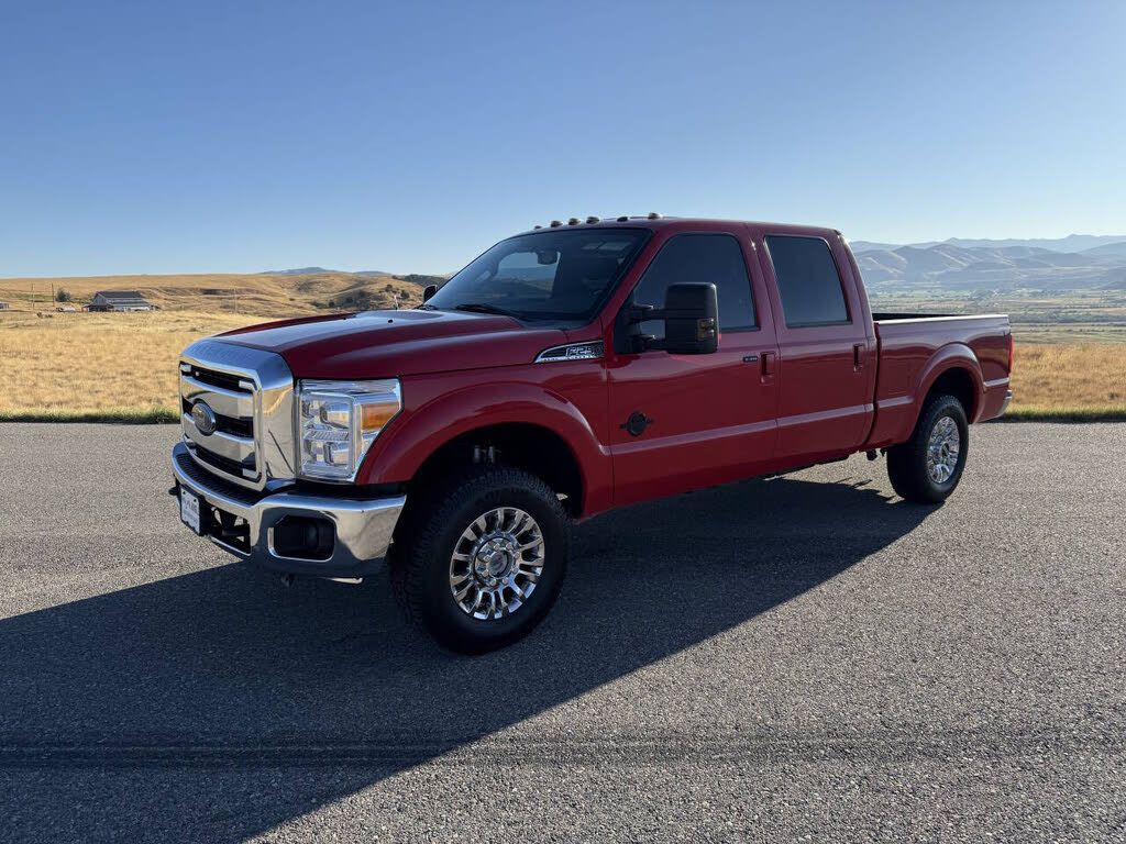 2015 Ford F-250 Super Duty Lariat Crew Cab 4WD