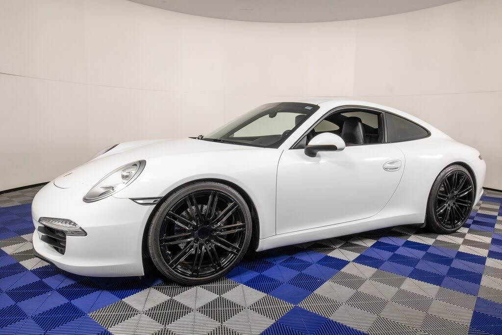 2015 Porsche 911 Carrera Coupe RWD