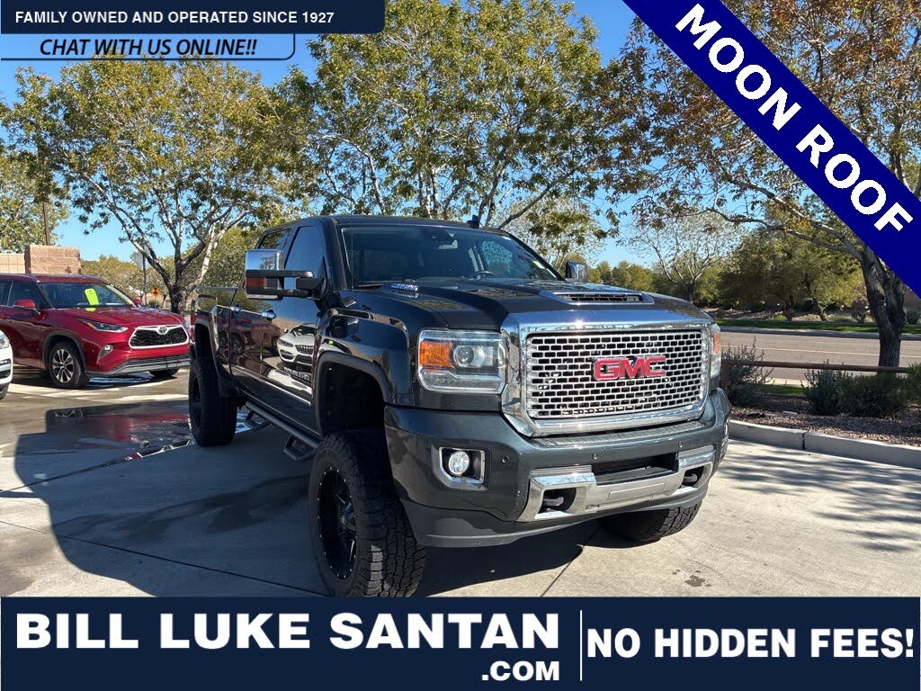 2017 GMC Sierra 2500HD Denali Crew Cab SB 4WD