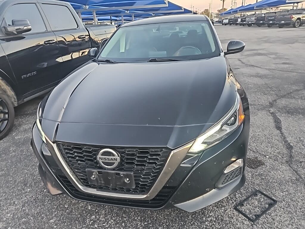 2019 Nissan Altima 2.5 SR FWD