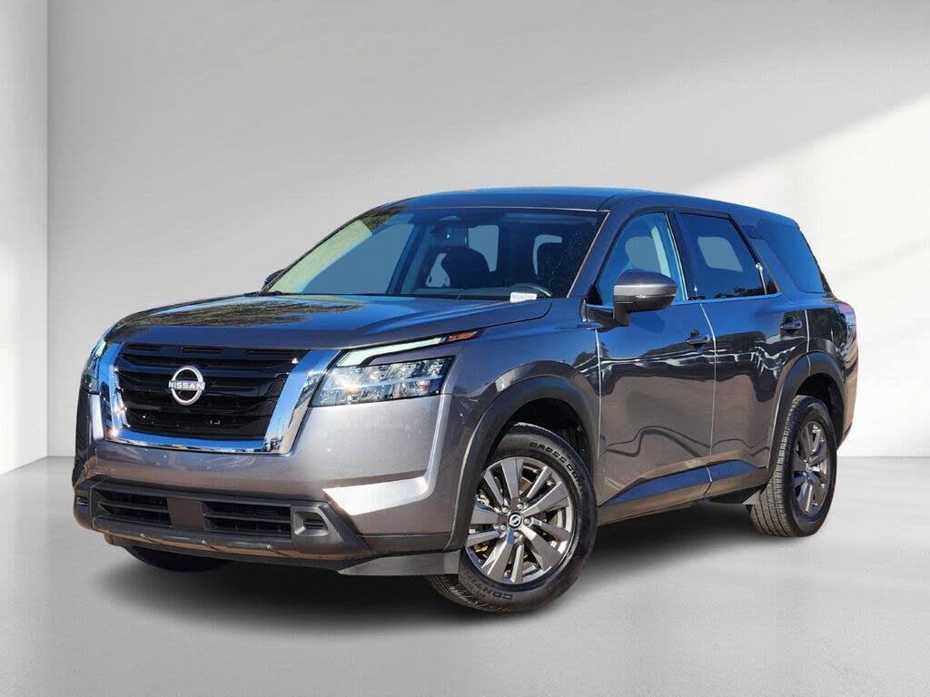 2022 Nissan Pathfinder S 4WD