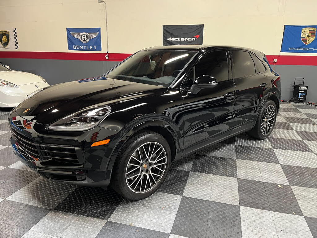 2022 Porsche Cayenne S Platinum Edition AWD