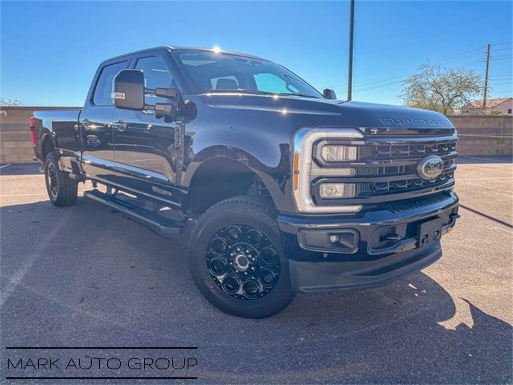 2024 Ford F-250 Super Duty Lariat Crew Cab 4WD