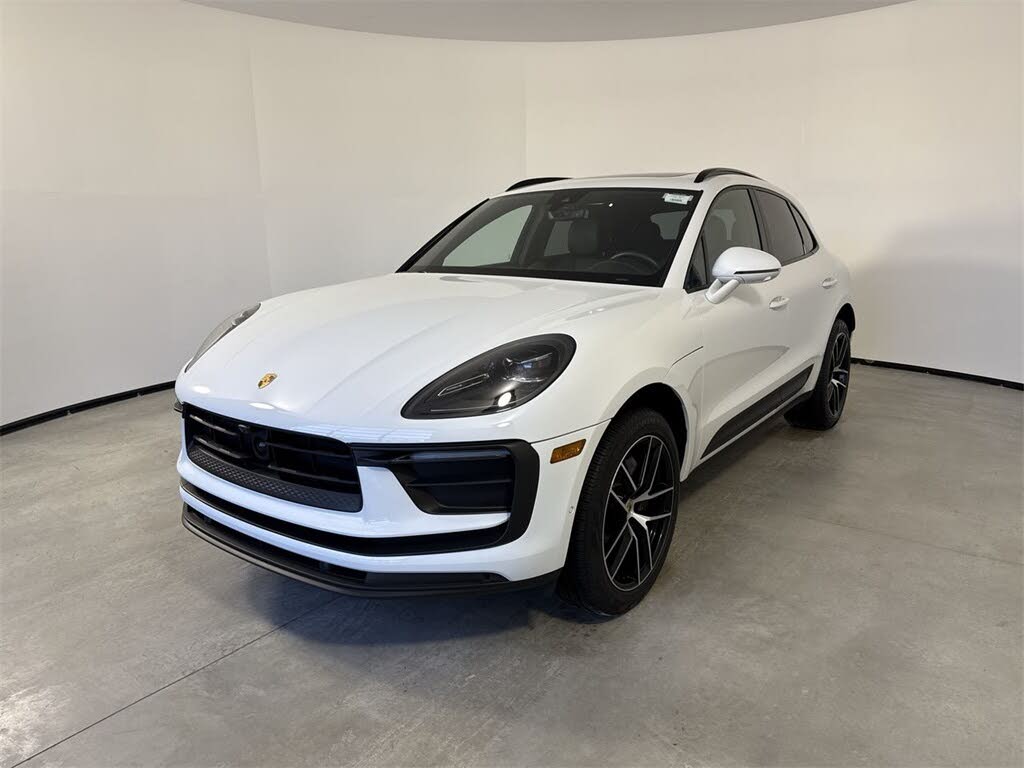 2024 Porsche Macan AWD