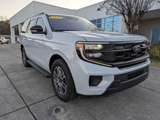 2025 Ford Expedition Active RWD